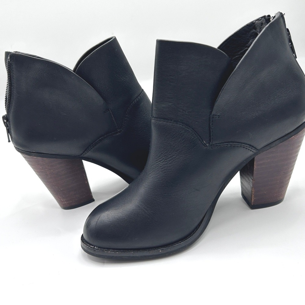 Black Leather Ankle Booties Stacked Block Heel Back Zip Round Toe Womens 6.5M